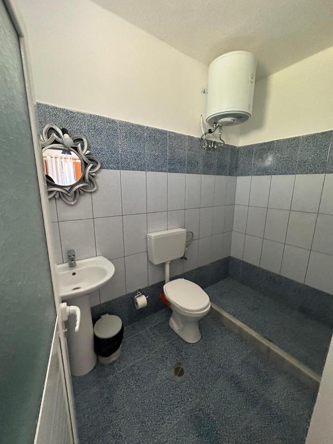 Lazari Rooms 히마레 외부 사진