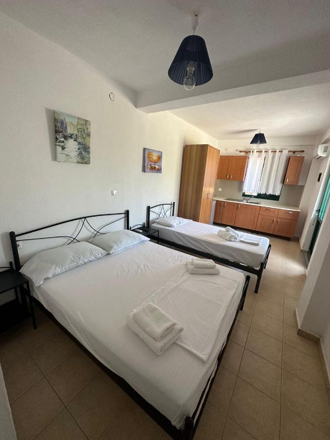 Lazari Rooms 히마레 외부 사진